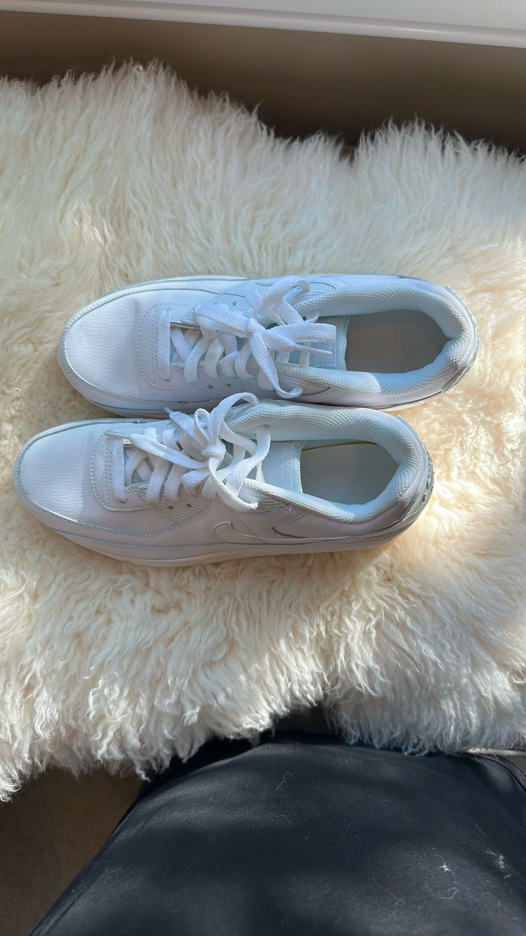 Nike Air Max White Size 7Y
