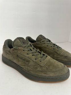 Reebok Club C 85 TG fashion sneakers in an olive green suede colorway size 10