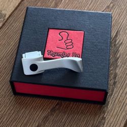 Match Technical Thumbs Up Grip for Leica M11, M10/M10-R, M10-P, M10-D, M10 Monochrom,