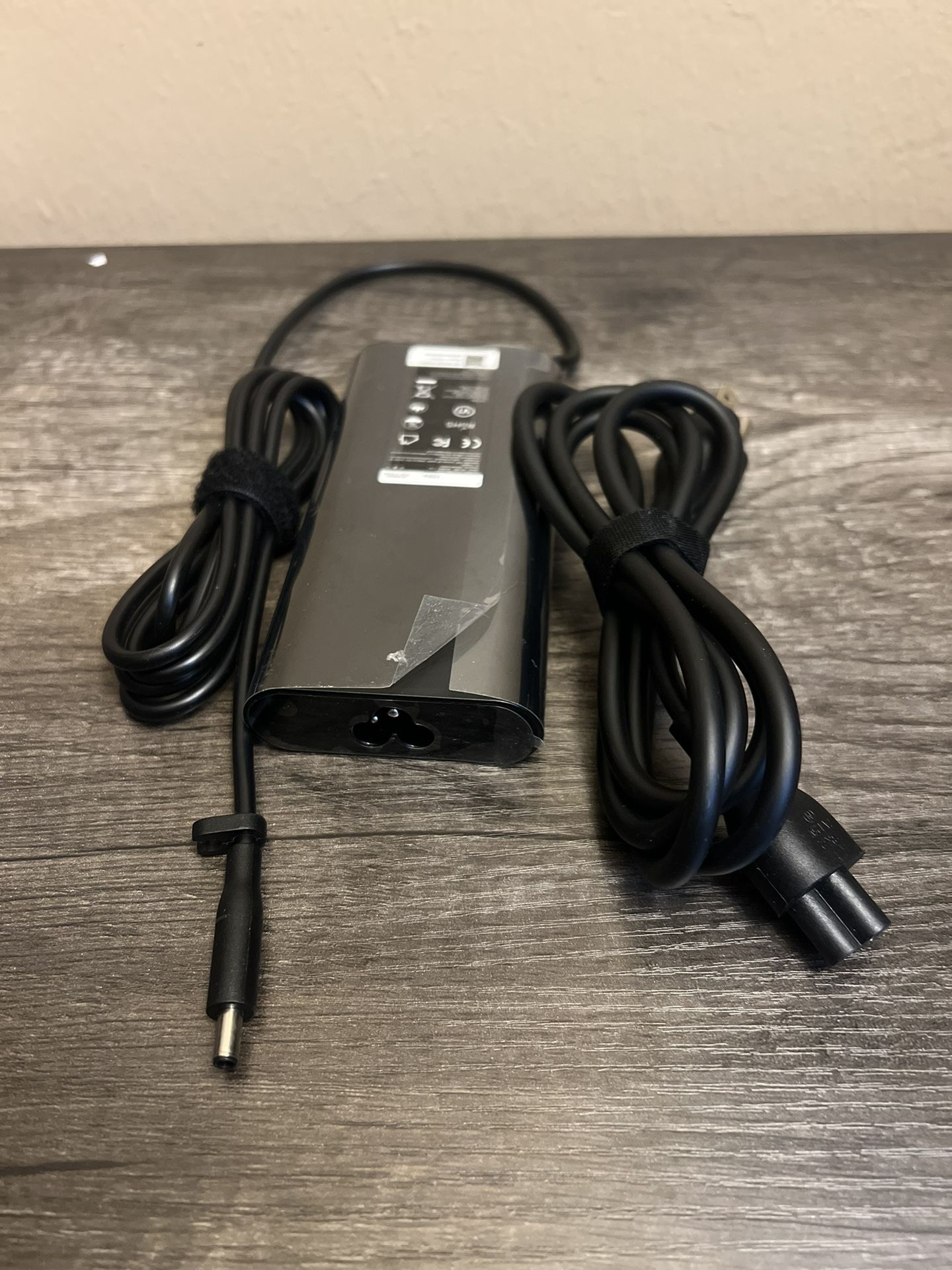 Black 130W AC Adapter Laptop For Dell XPS 15 7(contact info removed) NEW