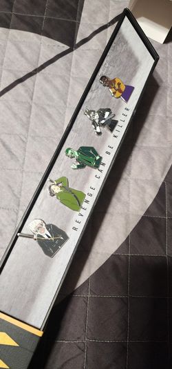 HULU HIT MONKEY PIN SET