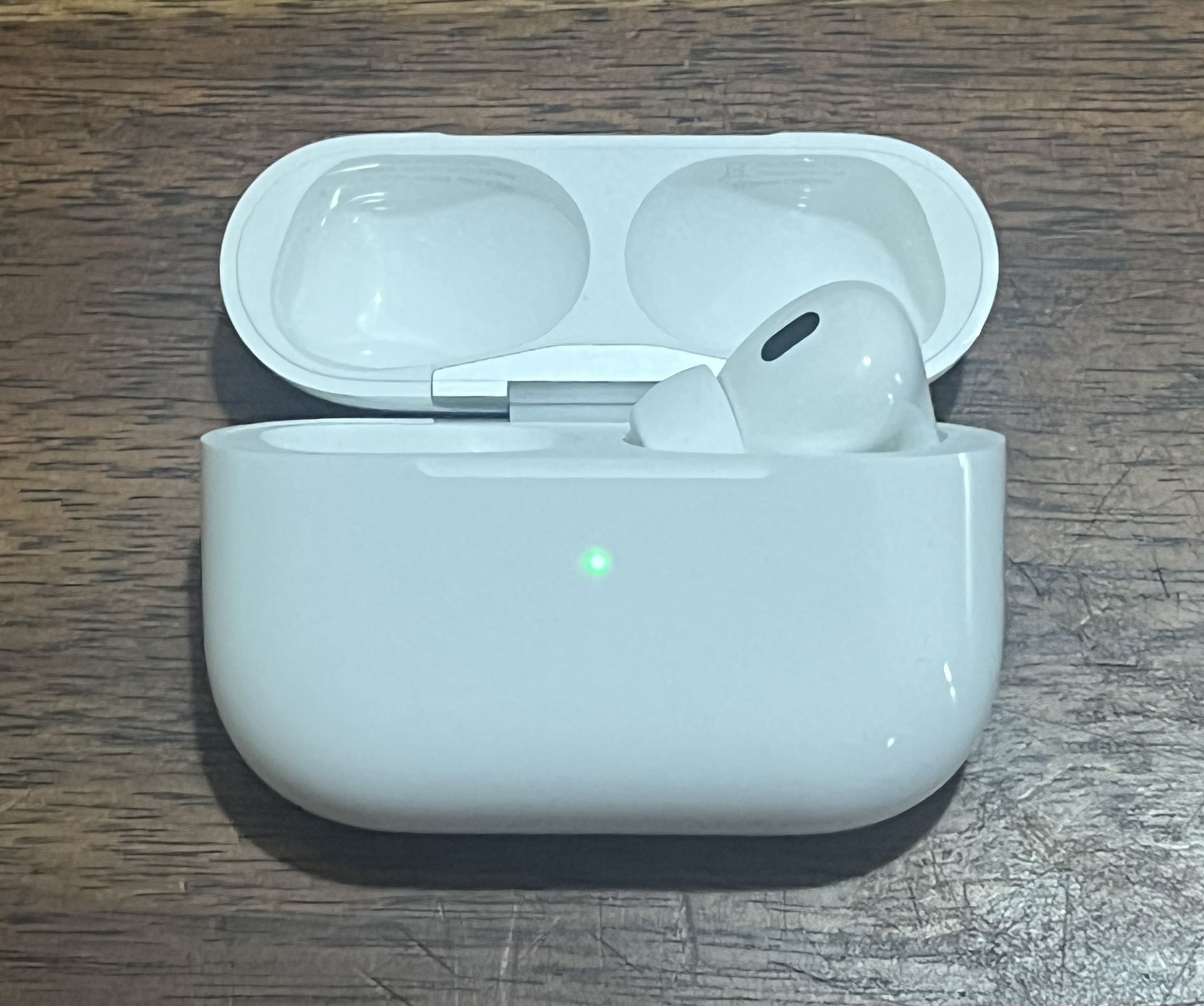 AirPods Pro 2 (USB-C)