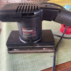 Hand Pad Sander.         10 Dollars 