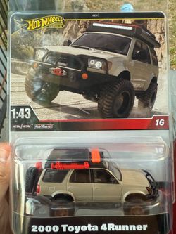 1:43 Scale 2000 Toyota 4Runner