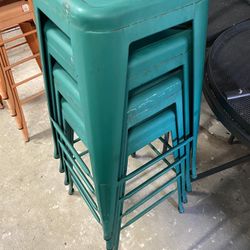 8 METAL STOOLS