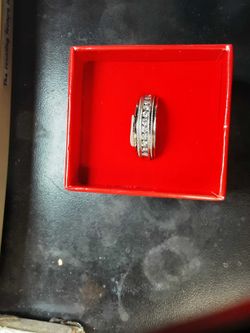 White Gold 14k (.585) 6.3 grams Size 8.5