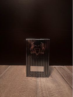 Layton cologne