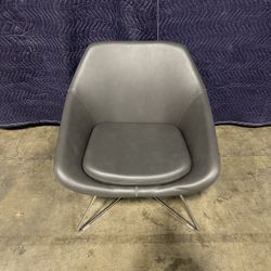 Allermuir Lounge Chair!