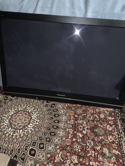 TV Stand with 50in Panasonic TV!! Must sell