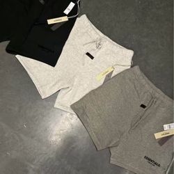 Essentials Short