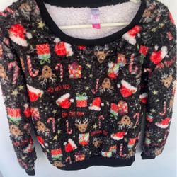 Fluffy Christmas Sweatershirt size S/CH (3-5). New no tag.