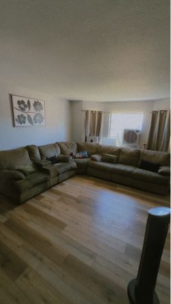 L shaped couch with 2 Recliner seats