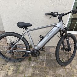 Schwinn Electric Bike – Runs Great – Charger Included