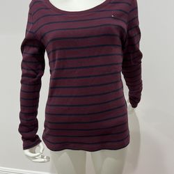 Tommy Hilfiger Long Sleeve Burgundy & Blue Tee Size Small