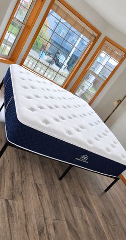 Newer King Brooklyn Bedding Hybrid Mattress and Platform Bed Frame
