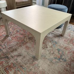 Wood Coffee Table - Fun Ridge Detail - Great Condition