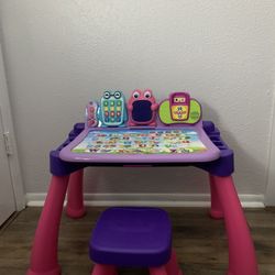 VTech Touch And Learn Activity Desk Deluxe 