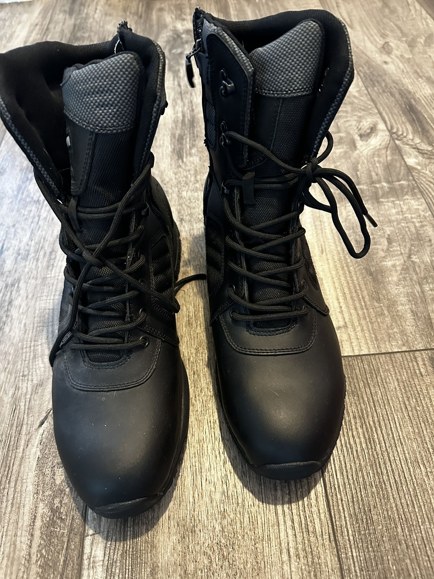 Magnum Men’s Boots