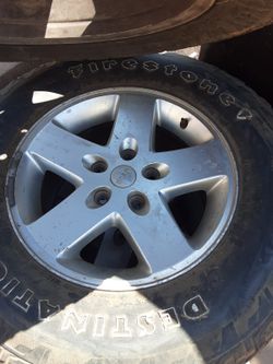 Jeep Wrangler 17" wheels and tires