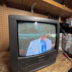 13” Panasonic CRT VHS Combo 