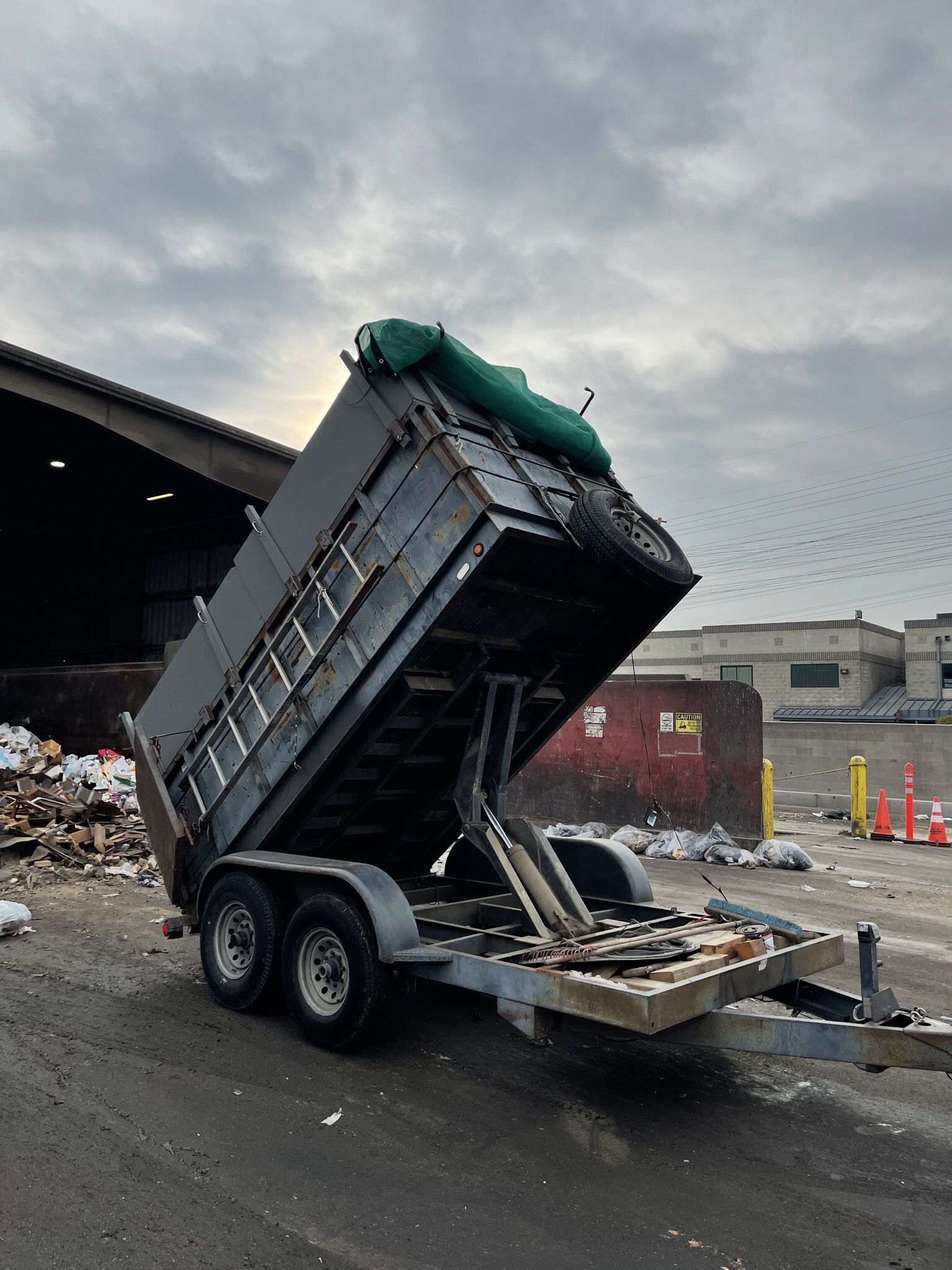 16 Ft Dump Trailer