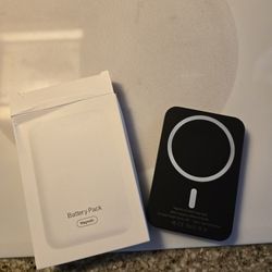 WIRELESS MAGNETIC POWER BANK