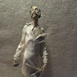 Nao by Lladro "Don Quixote" 11.5"
