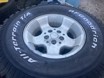 Set jeep tires wheels