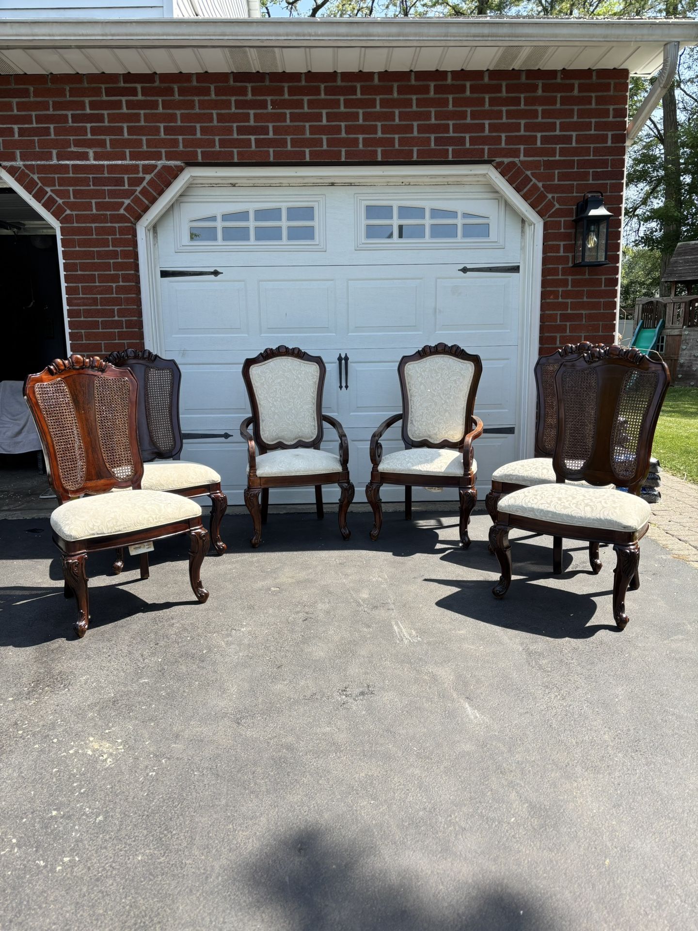 Matching dining room chair set