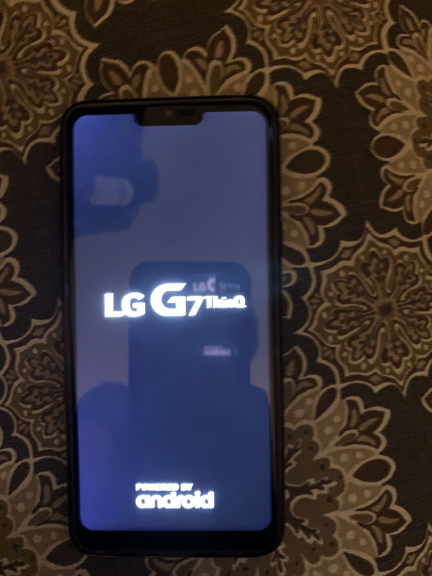 LG G7 thinQ Android phone great condition