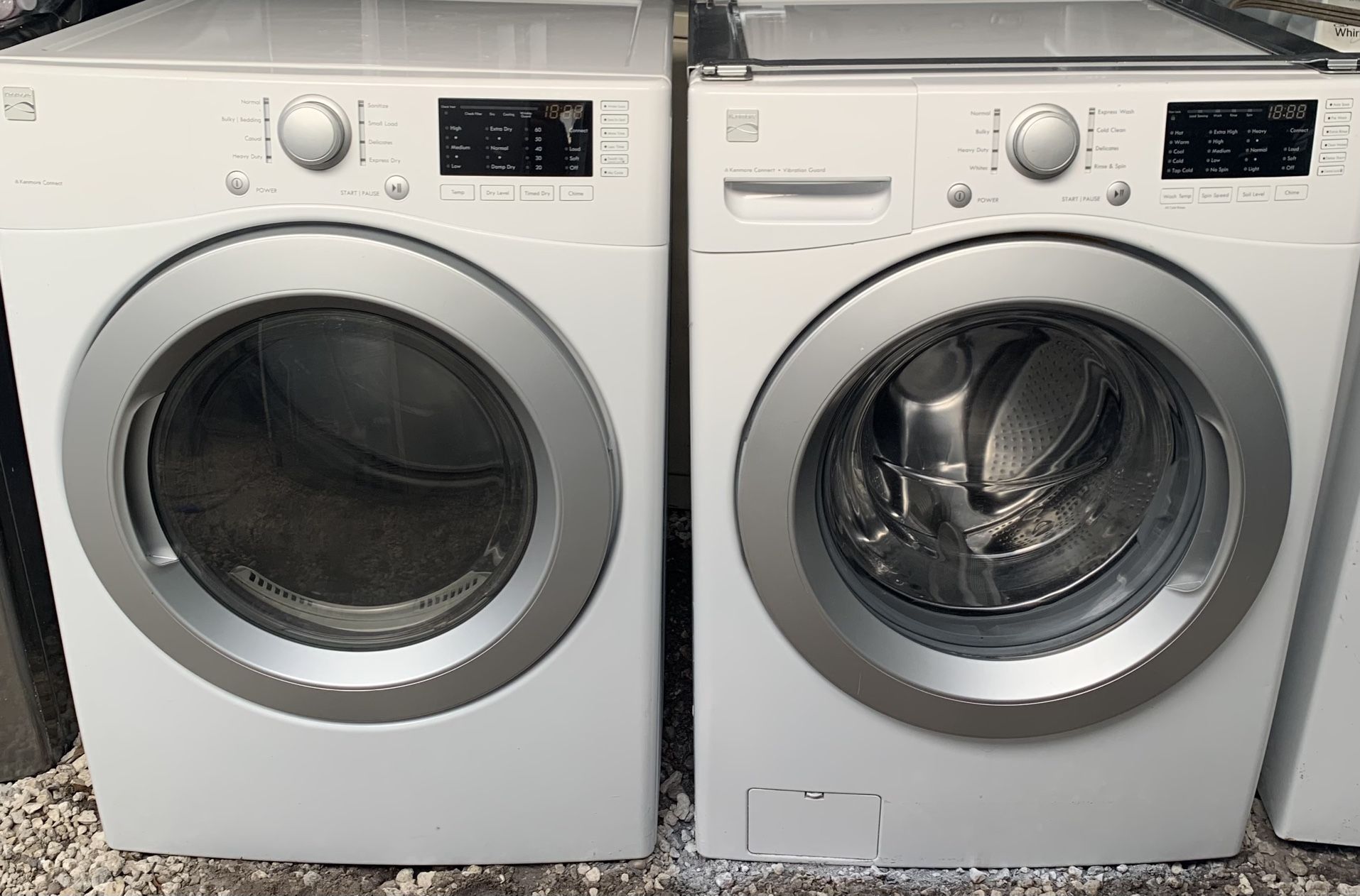 Kenmore Washer And Dryer Set Working Perfectly Fine