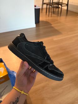 Travis Scott Phantom Size 8