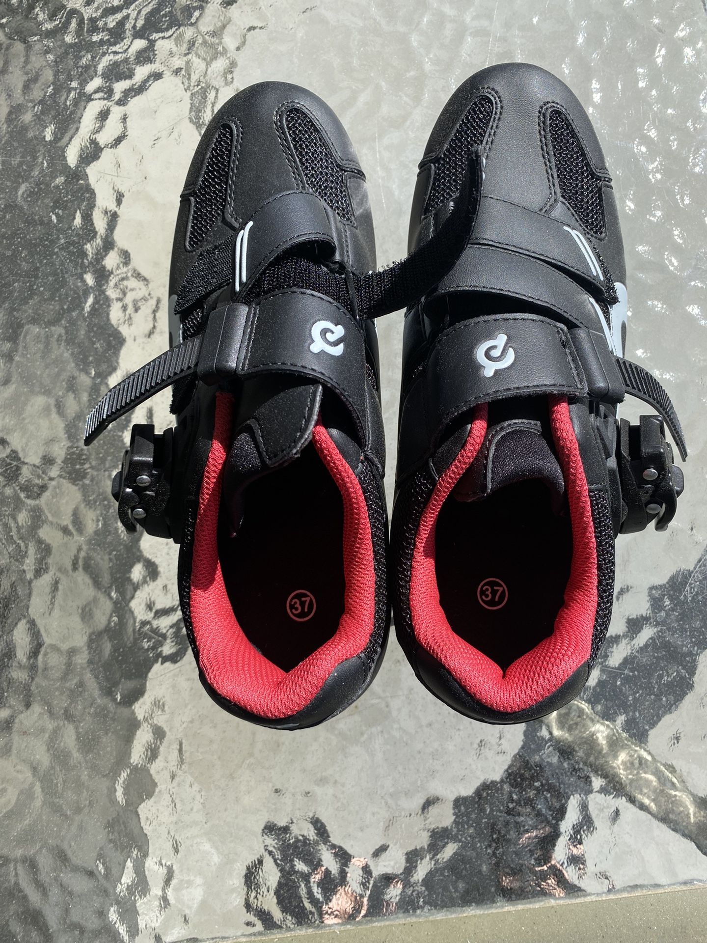 Peloton cycling shoes