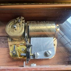 Vintage Reuge  Saint Croix Music Box $125