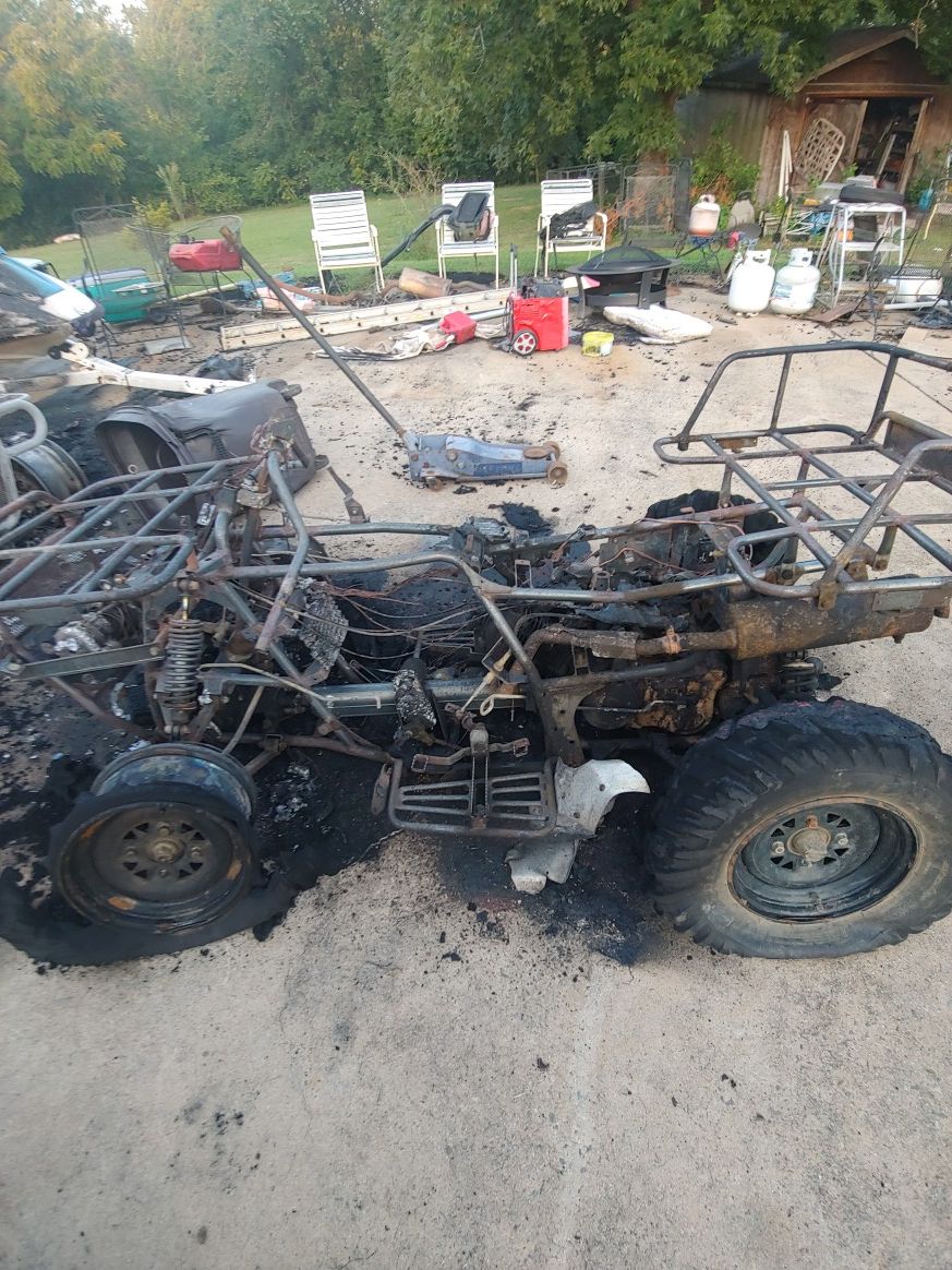 Polaris and Artic Cat 4x4 Metal Parts