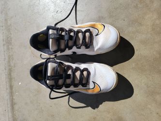Nike Baseball Metal Cleats Size 7