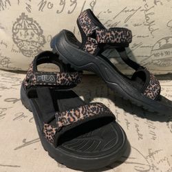 Women’s Leopard Fila velcrow Summer Sandals Shoes size 7 - Simi Valley