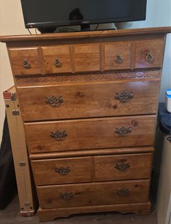 Dresser