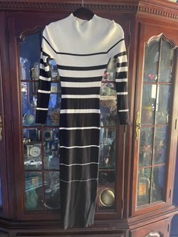 Woman’s dress  medium