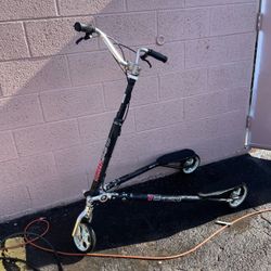V8 Trikke Scooter