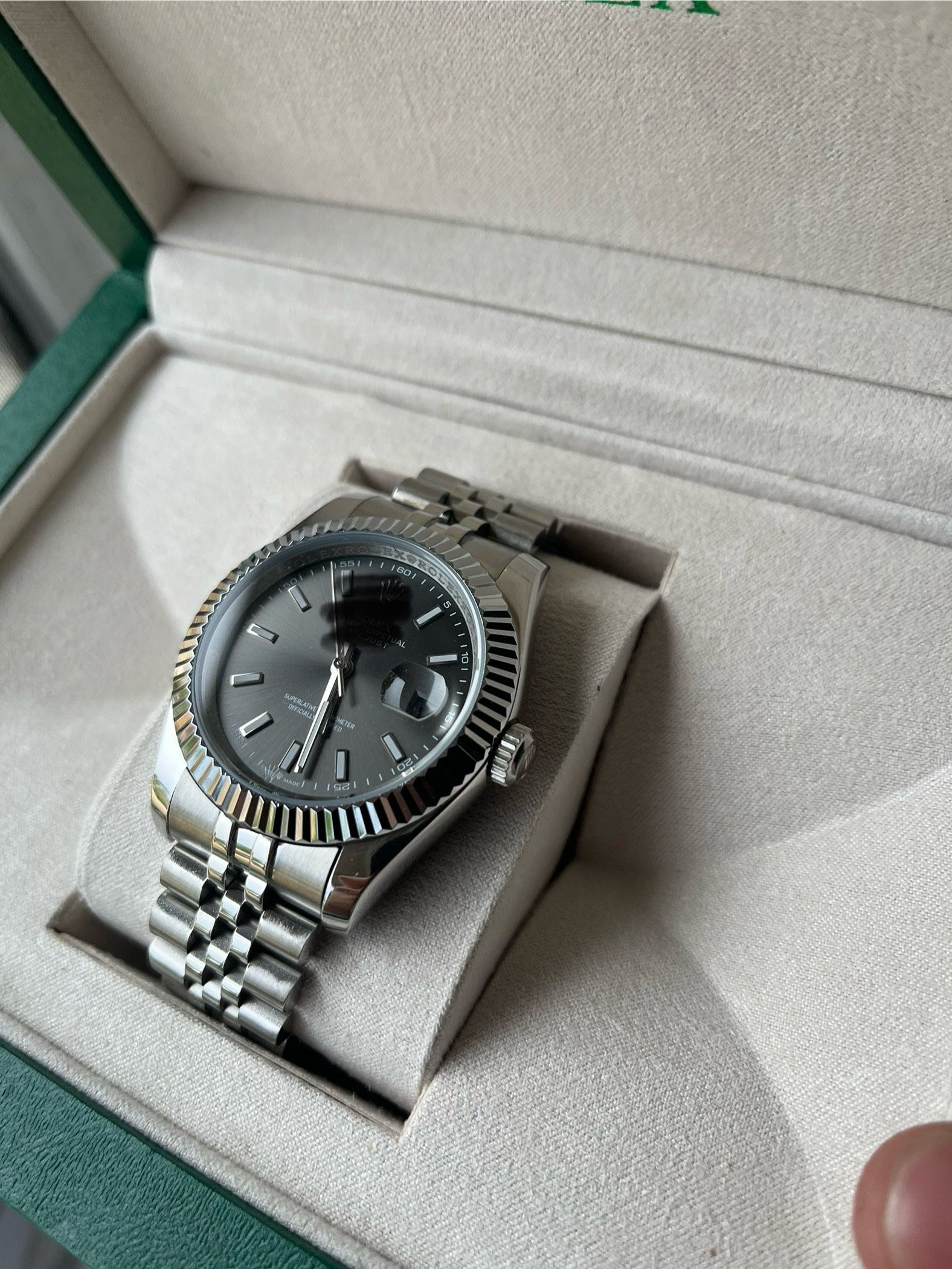 luxury watch( message for real price)