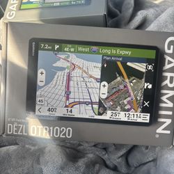 Garmin Dezl OTR 1020 Trucker Headset  Brand New
