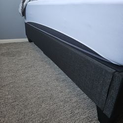Platform Bedframe 
