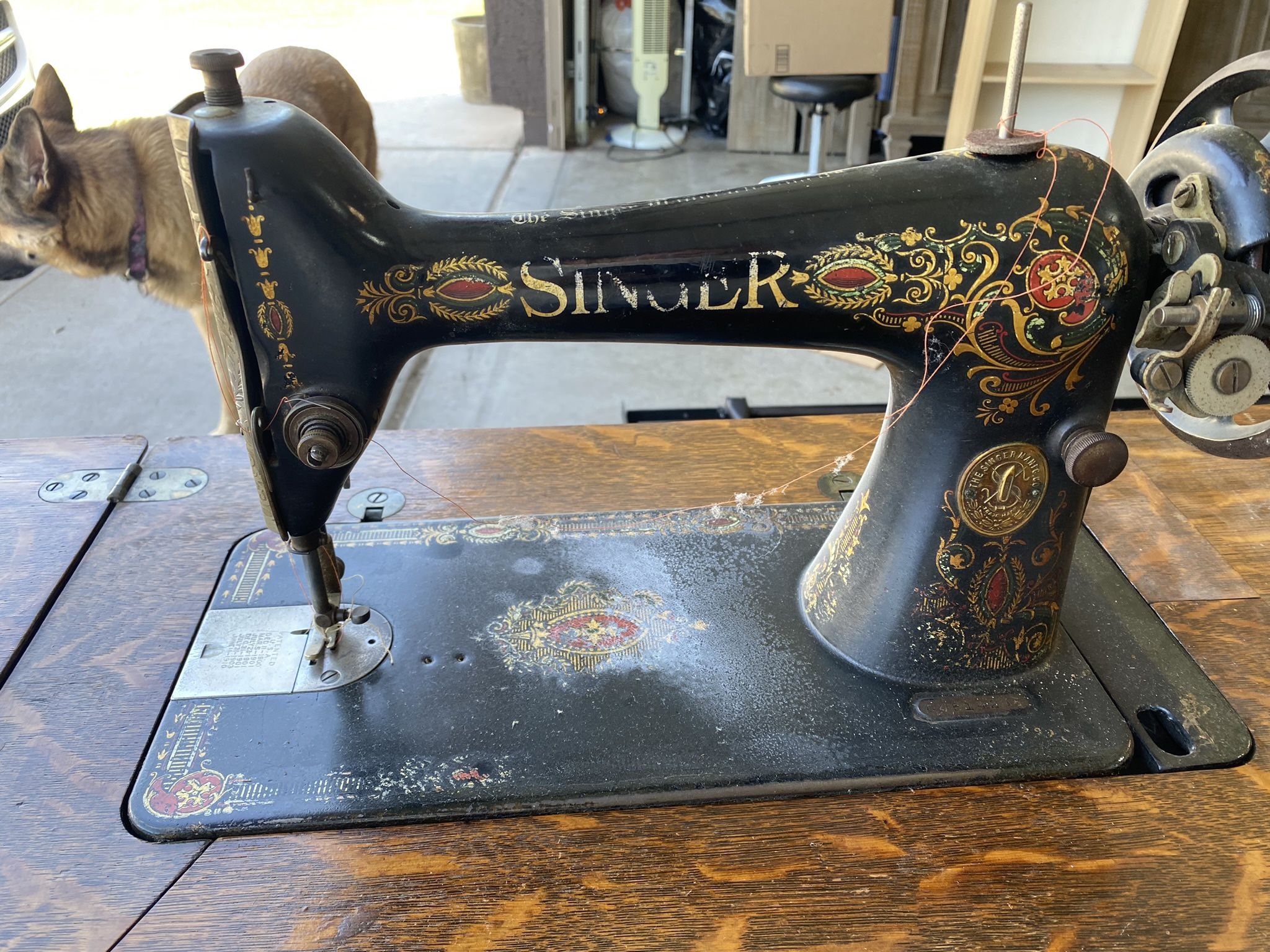 1916 Singer Sewing Machine 