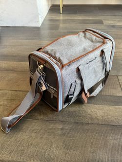 NEW Mr. Peanut's Expandable Airline Approved Soft Sided Pet Carrier, Luxury Travel Tote,