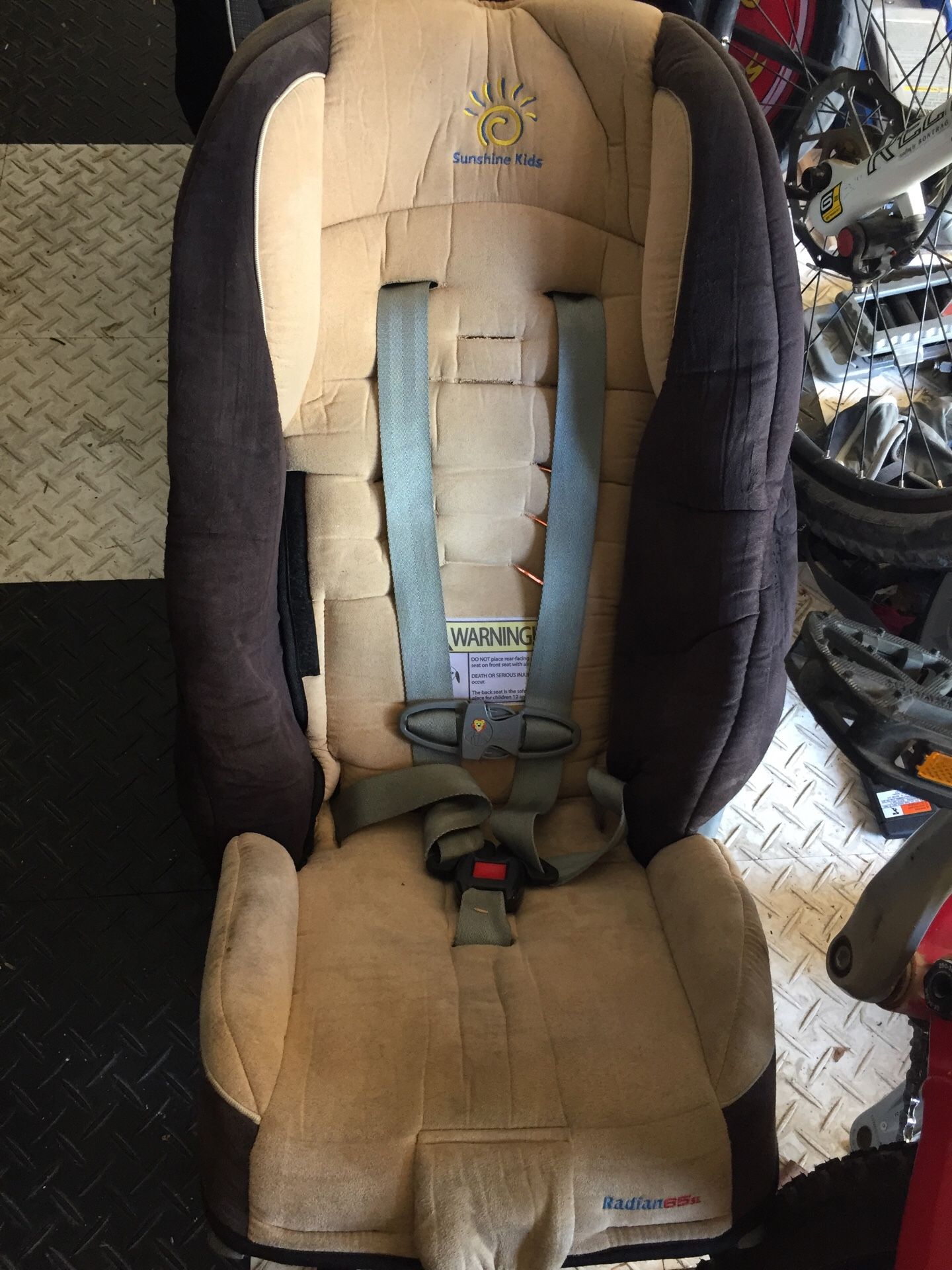 Diono/sunshine kids Radian car seat