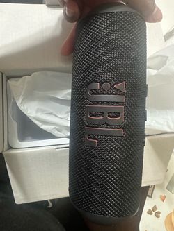 Jbl flipp 7 speaker