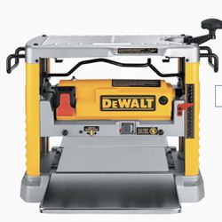 DEWALT 12-1/2-in Thickness Planer with Three Knife Cutter-Head 15 Amp 