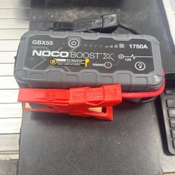 Noco battery Jumper 