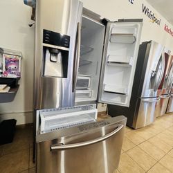 Samsung Refrigerator 33” 